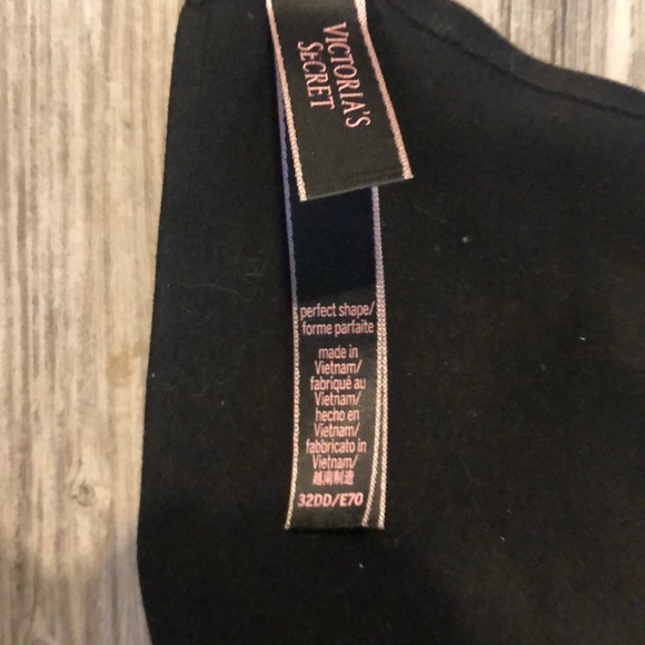 VICTORIA'S SECRET Bra 32DD - Picture 3 of 3